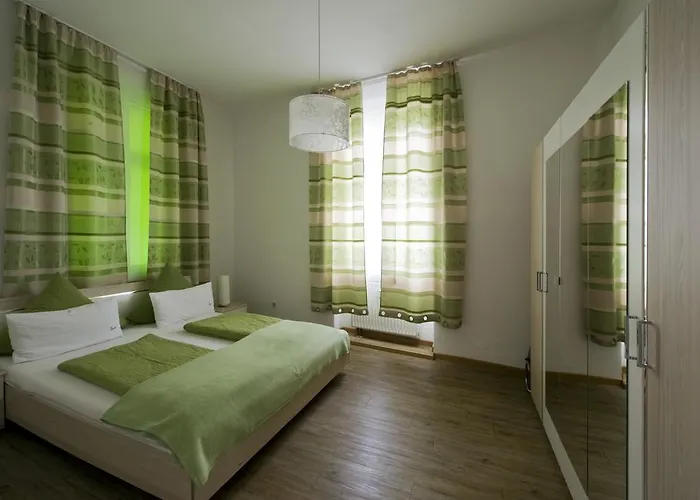 Monello - Charmanter Altbau Lägenhet *